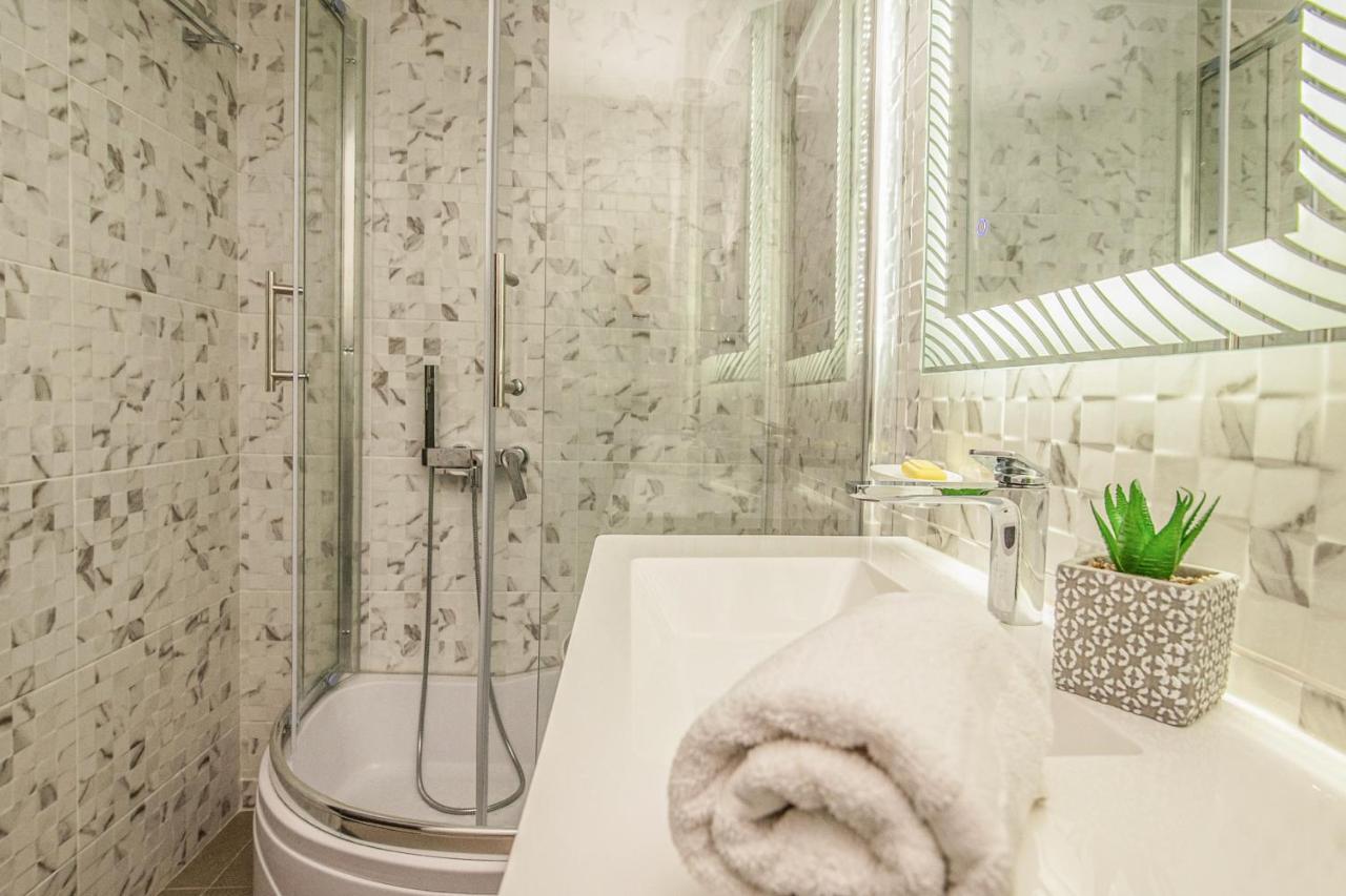 Reveal Athens From A Hidden Gem Near Acropolis! Apartamento Exterior foto